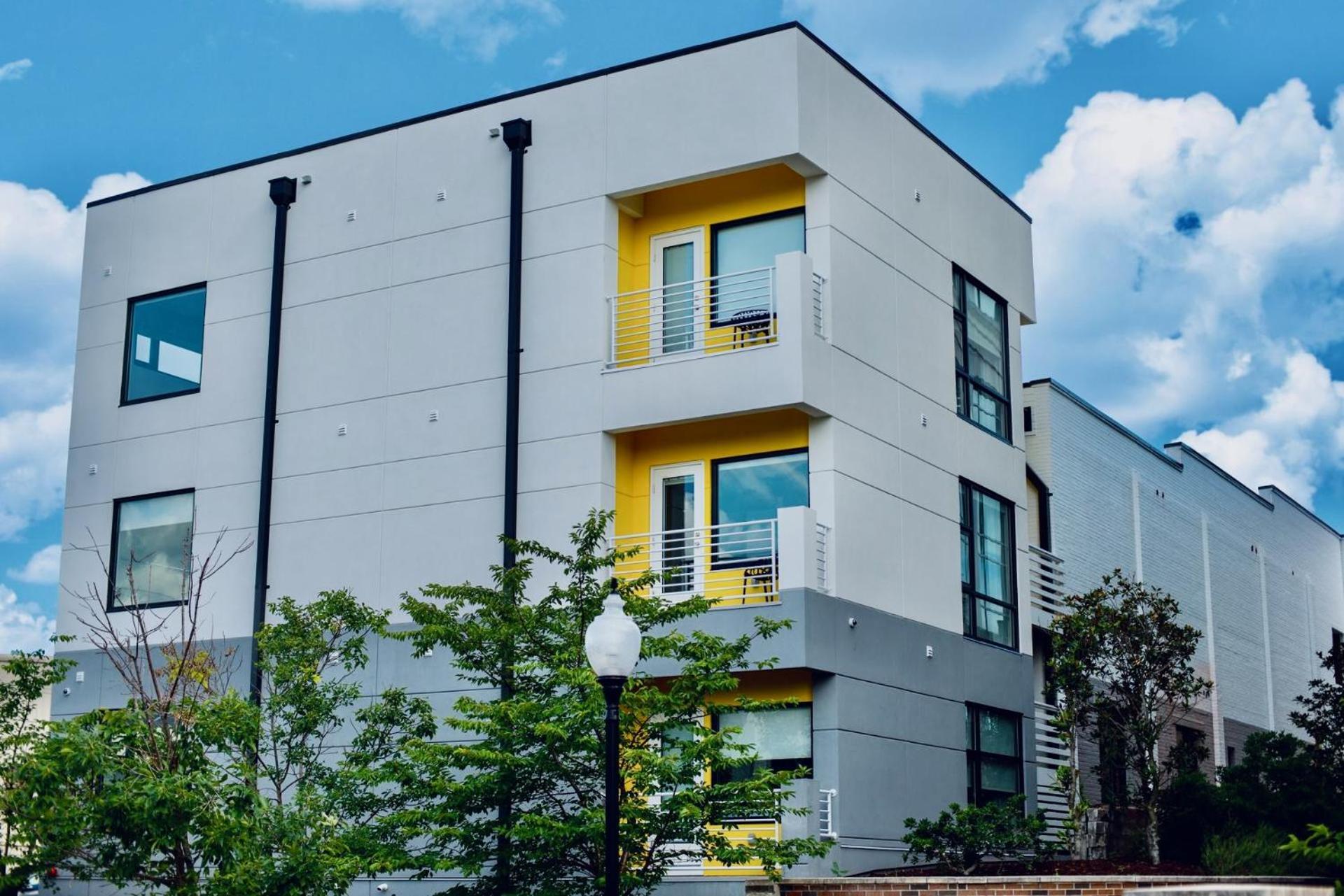 The Hive 302 King With Balcony Hotell Wilmington Exteriör bild